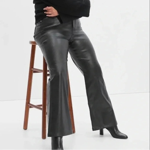 GAP High Rise Vegan Leather 70’s flare pants size 16 - Picture 1 of 10
